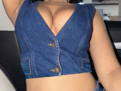 दिल्ली Escorts 9958659377 Call Girls in Safdarjung Enclave